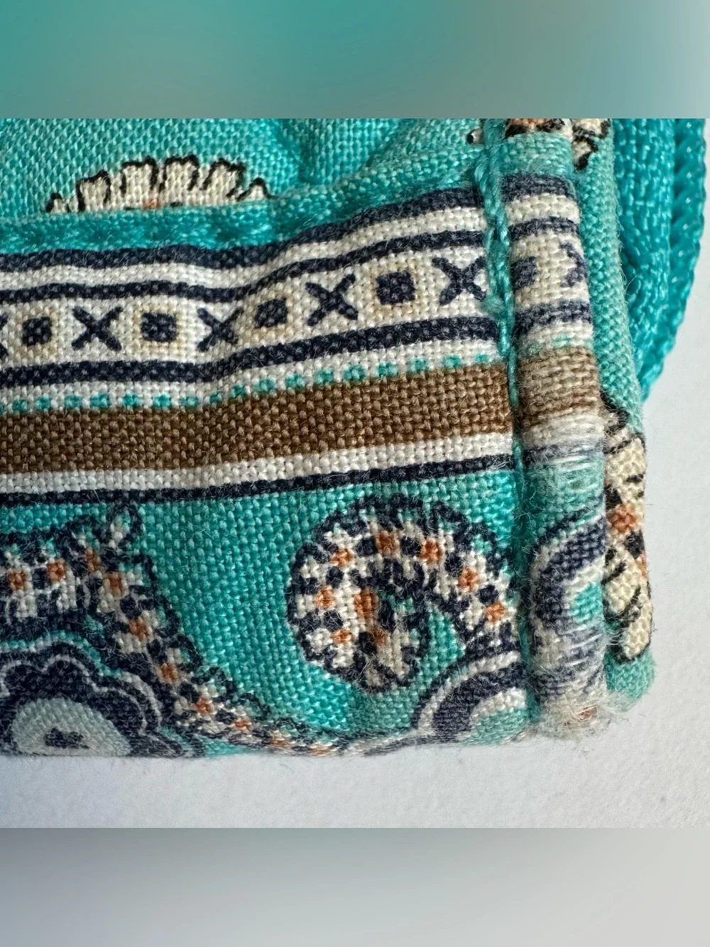 Vera Bradley Turn Lock Wallet Totally Turquoise Paisley Quilted Retired Y2K READ - Picture 10 of 12